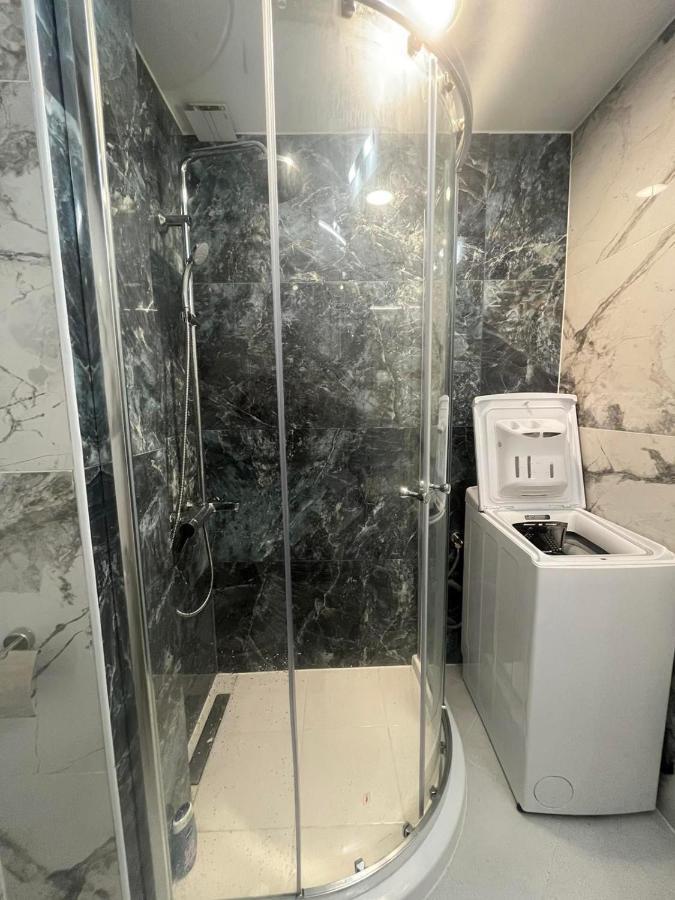 Studio "Victoria" Burgas Bagian luar foto